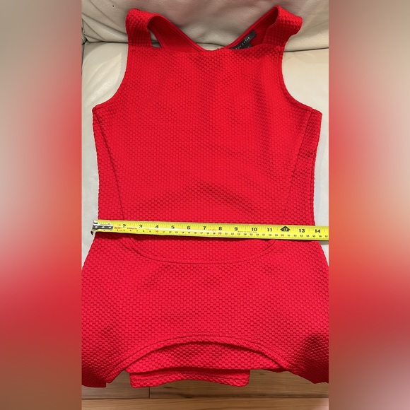 Sleeveless Suzy Shier top with zipper detailing - Picture 5 of 6